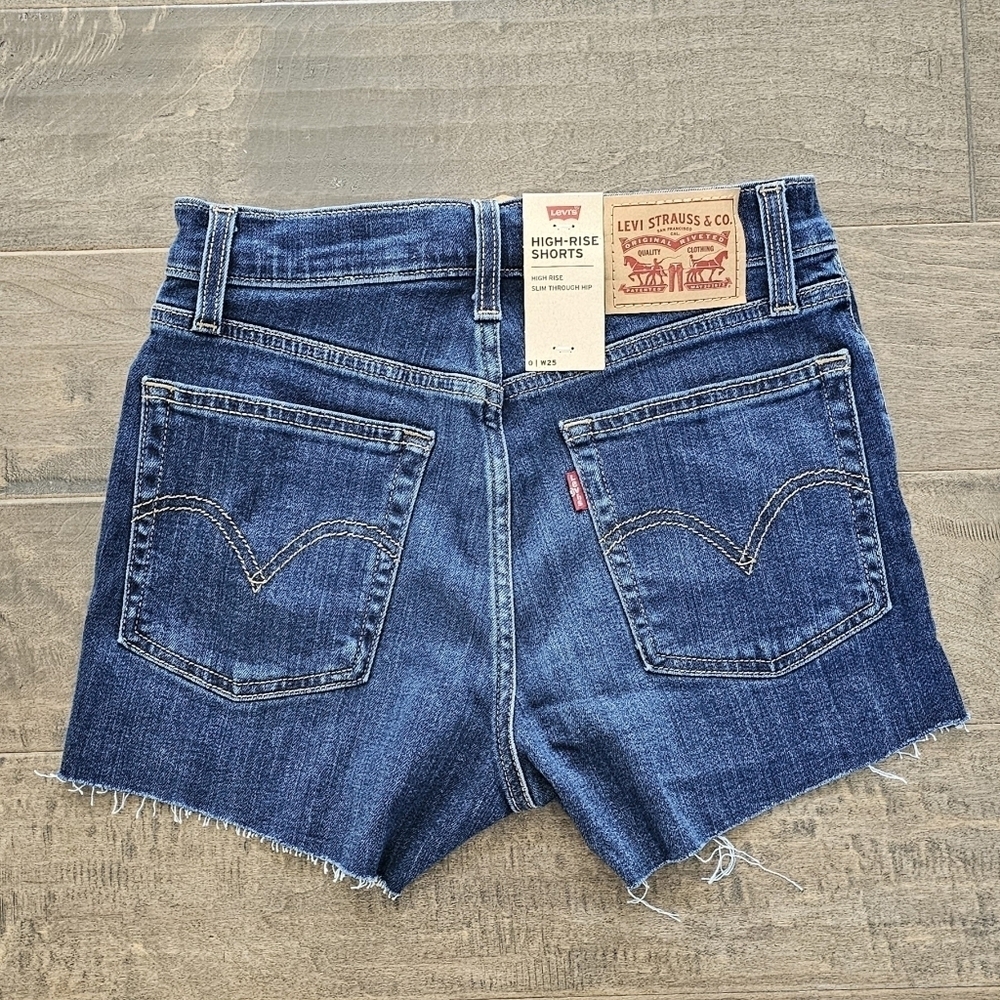 New Levi's High-Rise Blue Jean Shorts Sz 25 - Picture 2 of 6